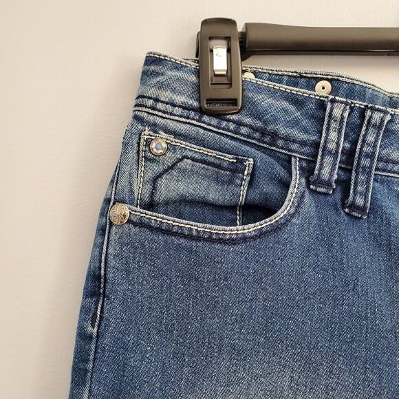 Style & Co Premium Jeweled Blue Boot Cut Jeans Size 6 - Picture 6 of 12